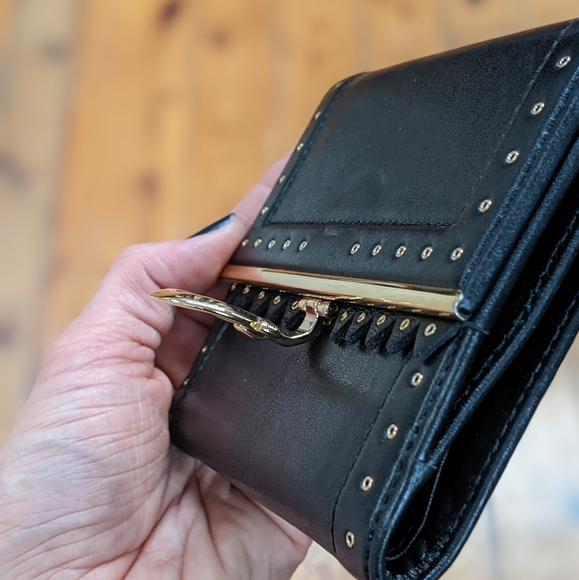 ⚡SOLD⚡Salvatore Ferragamo Leather Bifold Wallet w. Grommets + Scallop Edge - Picture 2 of 16